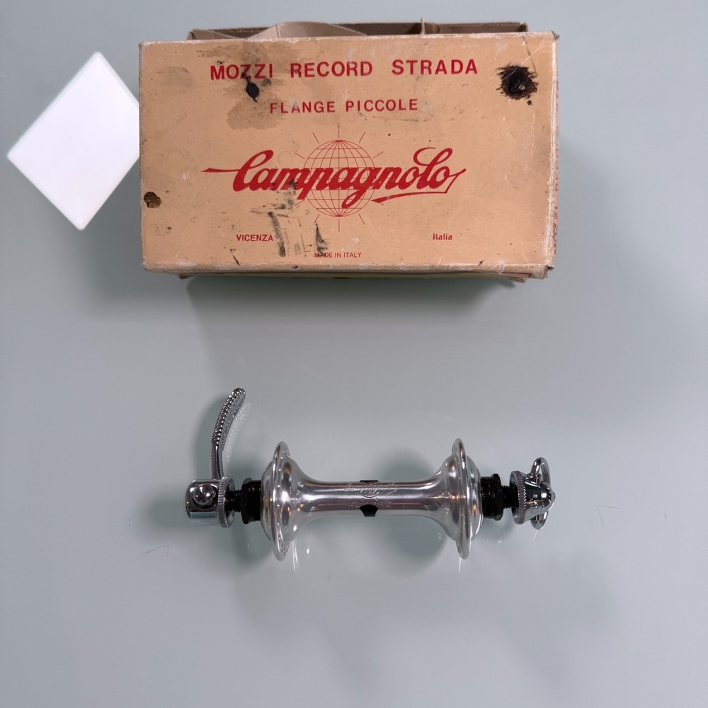 VTG Rare CAMPAGNOLO Record Strada Low Flange Hub w/Original Box